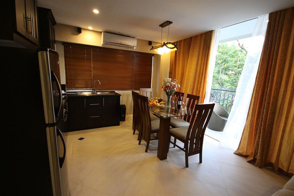 Court Meridian Hotel & Suites Olongapo Esterno foto