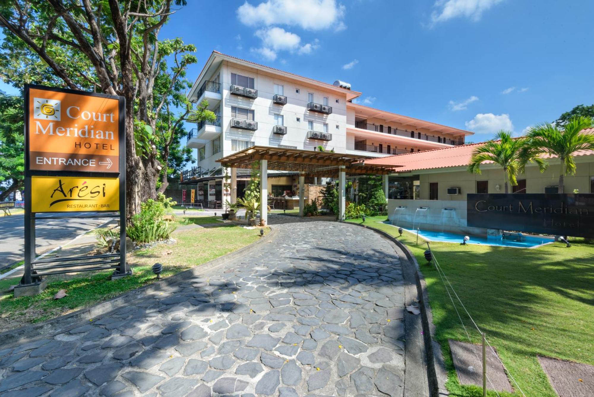 Court Meridian Hotel & Suites Olongapo Esterno foto